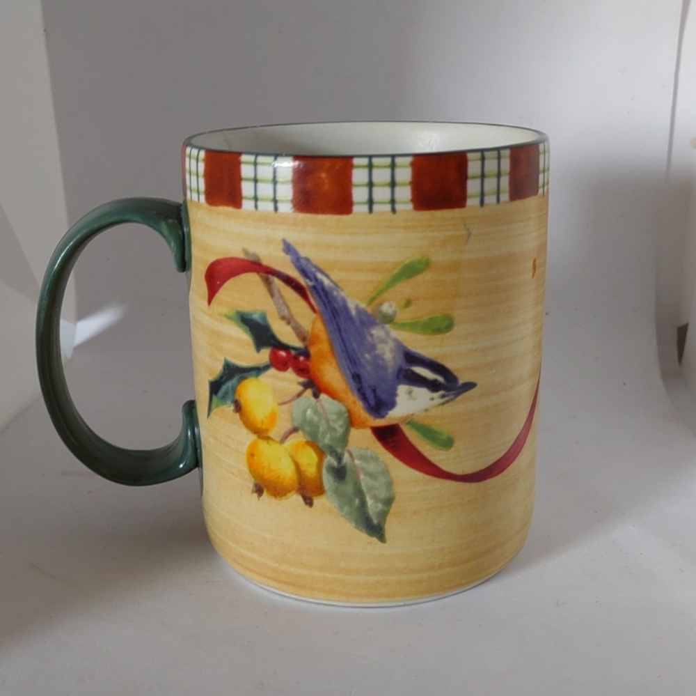 Lenox Winter Greetings Goldfinch Bird Mug Cup Stoneware Christmas Cottagecore